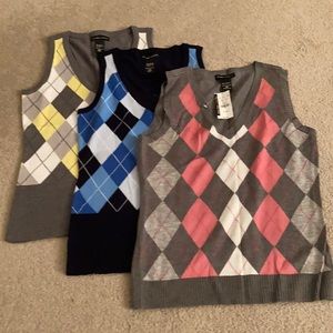 Set of 3 New York & company sweater vests
